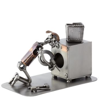 NÄHMASCHINENMECHANIKER