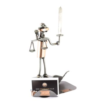 JUSTIZIA MIT VISITENKARTEN-HALTER