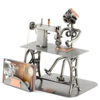 SCHNEIDERIN MIT VISITENKARTEN-HALTER